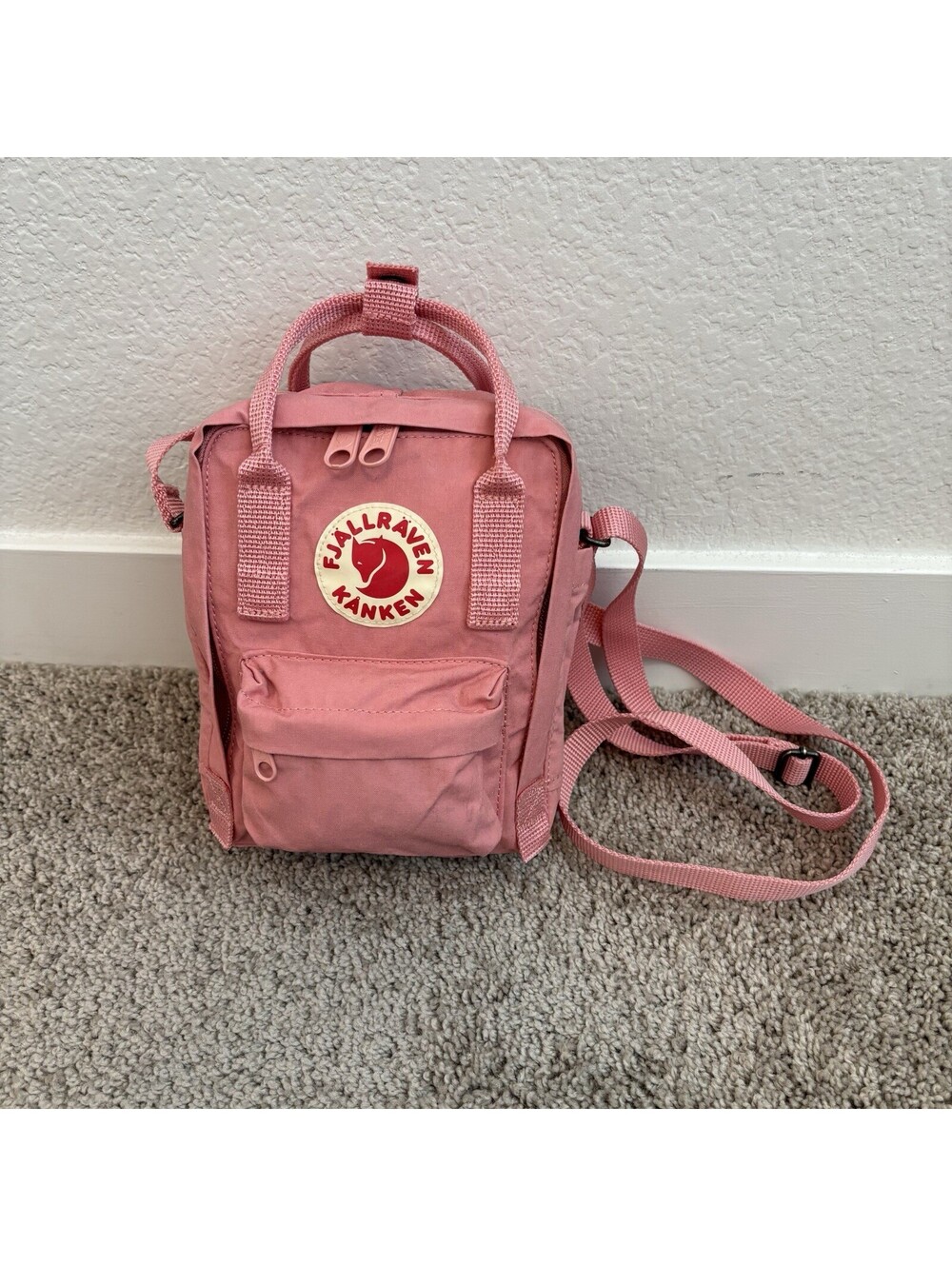 Fjallraven Kanken Sling Mini Bag Crossbody Top Handle Light Pink Travel Purse